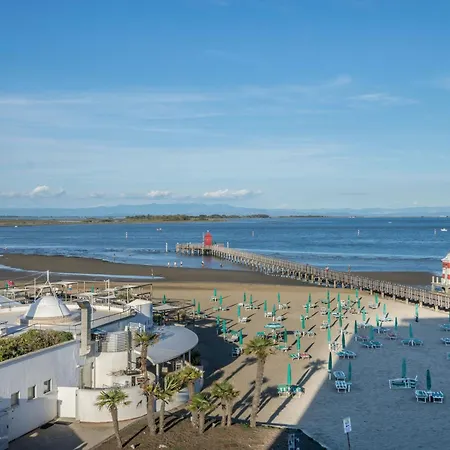 Apartament La Terrazza Sul Faro Lignano Sabbiadoro
