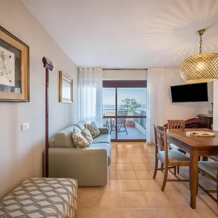 La Terrazza Sul Faro Apartament *