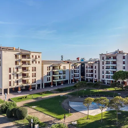 Lägenhet La Terrazza Sul Faro Lignano Sabbiadoro
